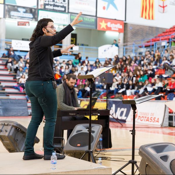 L’Escola de Música de Sant Pere de Ribes està buscant professor/a de cant