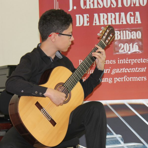 Oberta la convocatòria del 6º Concurs de guitarra J.C. Arriaga a Bilbao