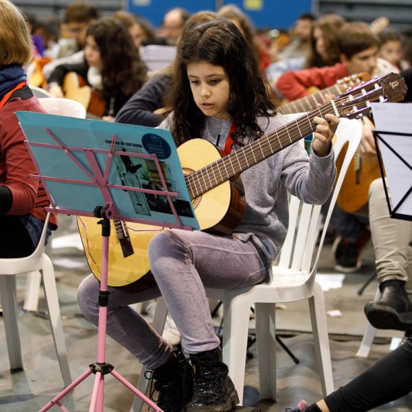 L’Escola de Música de Les Garrigues busca professor/a de guitarra clàssica